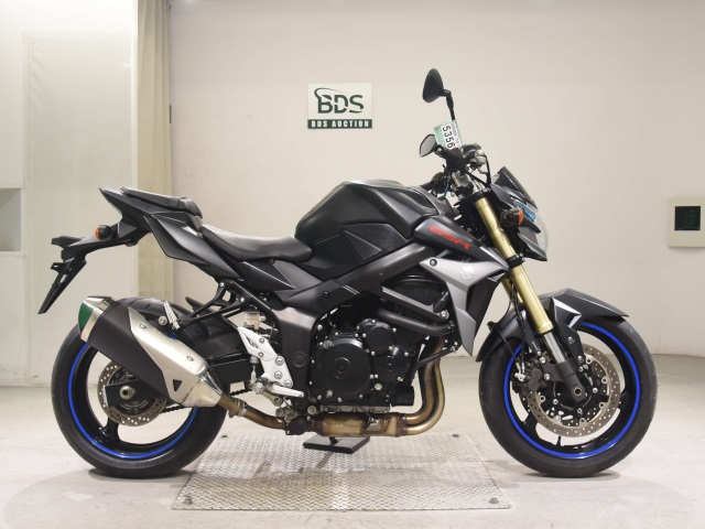 Suzuki GSR750A 2013