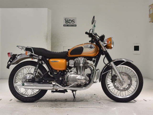 Kawasaki W800 2011