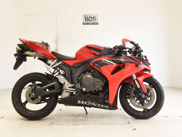 Honda CBR1000RR 2006