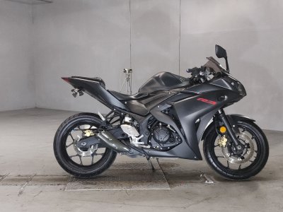 Yamaha YZF-R3 2017