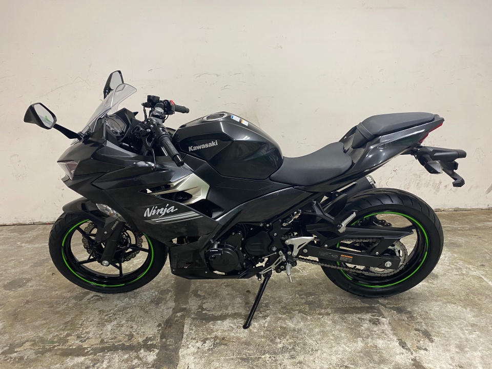 Kawasaki NINJA250A 2022