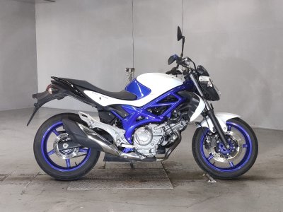 Suzuki GLADIUS SFV400 2012