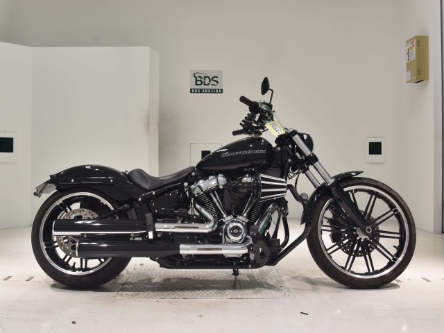 HD BREAKOUT FXBRS1870 2021