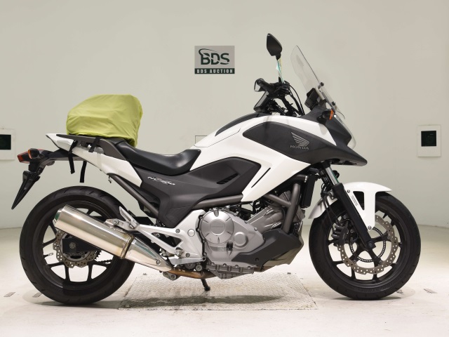 Honda NC700XA 2012