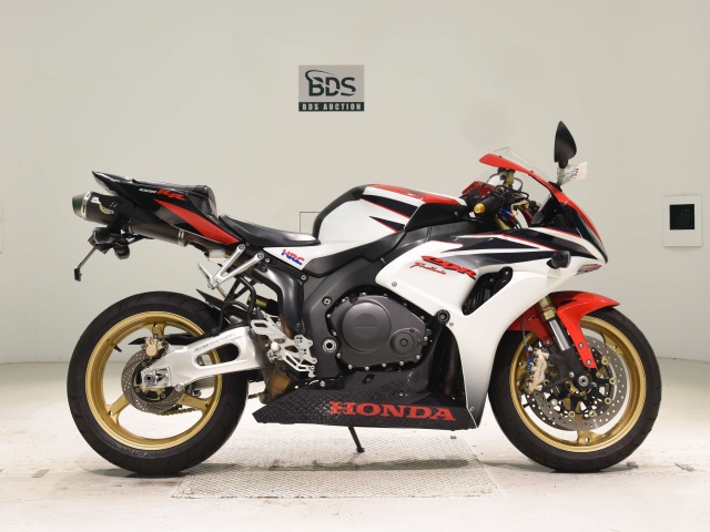 Honda CBR1000RR 2008