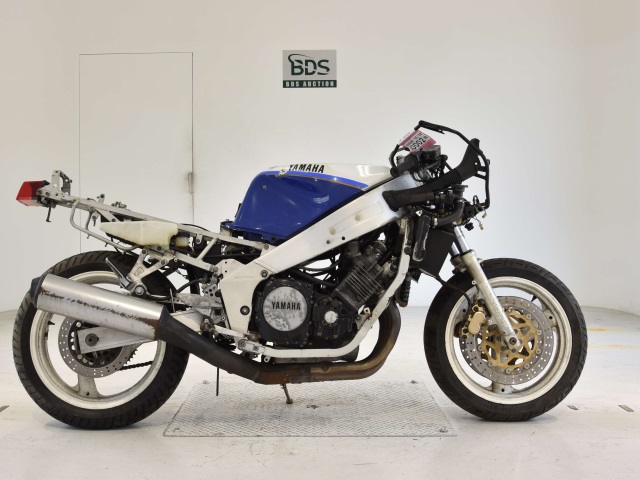 Yamaha FZR1000