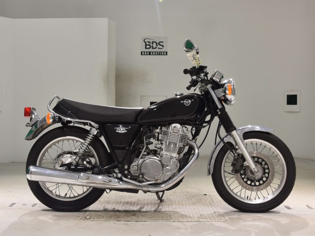 Yamaha SR400 2015