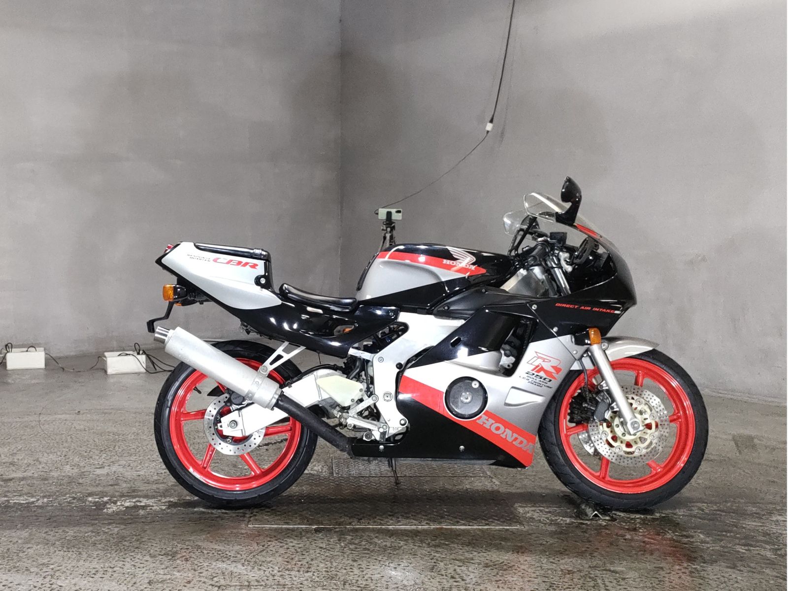 Honda CBR250RR 1990