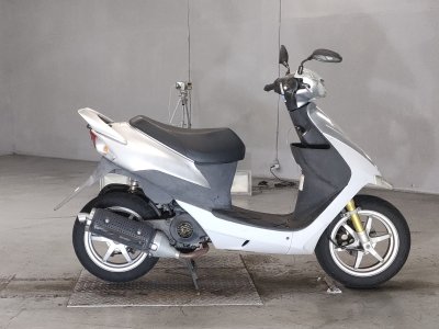 Suzuki SEPIA ZZ