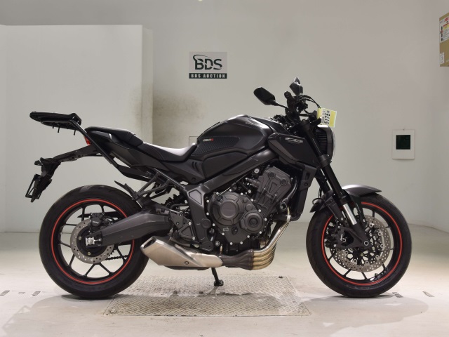 Honda CB650R 2023