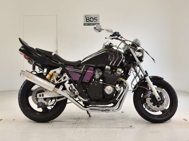 Yamaha XJR400 2002