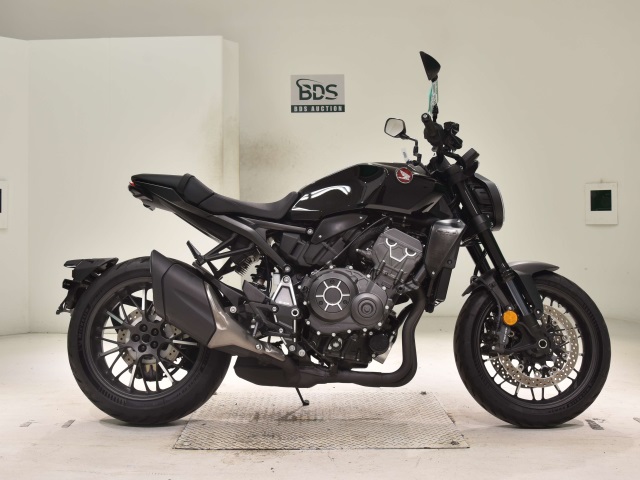 Honda CB1000R 2023