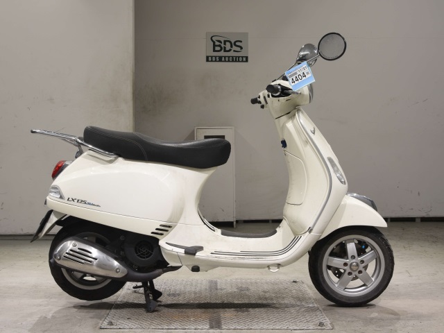 Vespa LX125IE