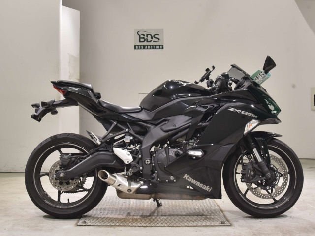 Kawasaki NINJA ZX-25R 2021