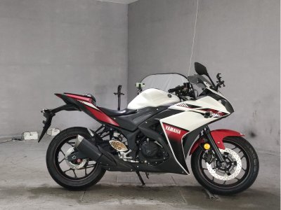 Yamaha YZF-R25 2016