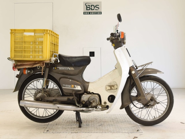 Honda C70 1987
