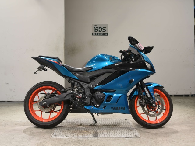 Yamaha YZF-R25A 2021