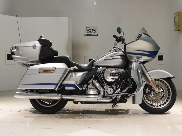 HD ROAD GLIDE FLTRU1690 2011