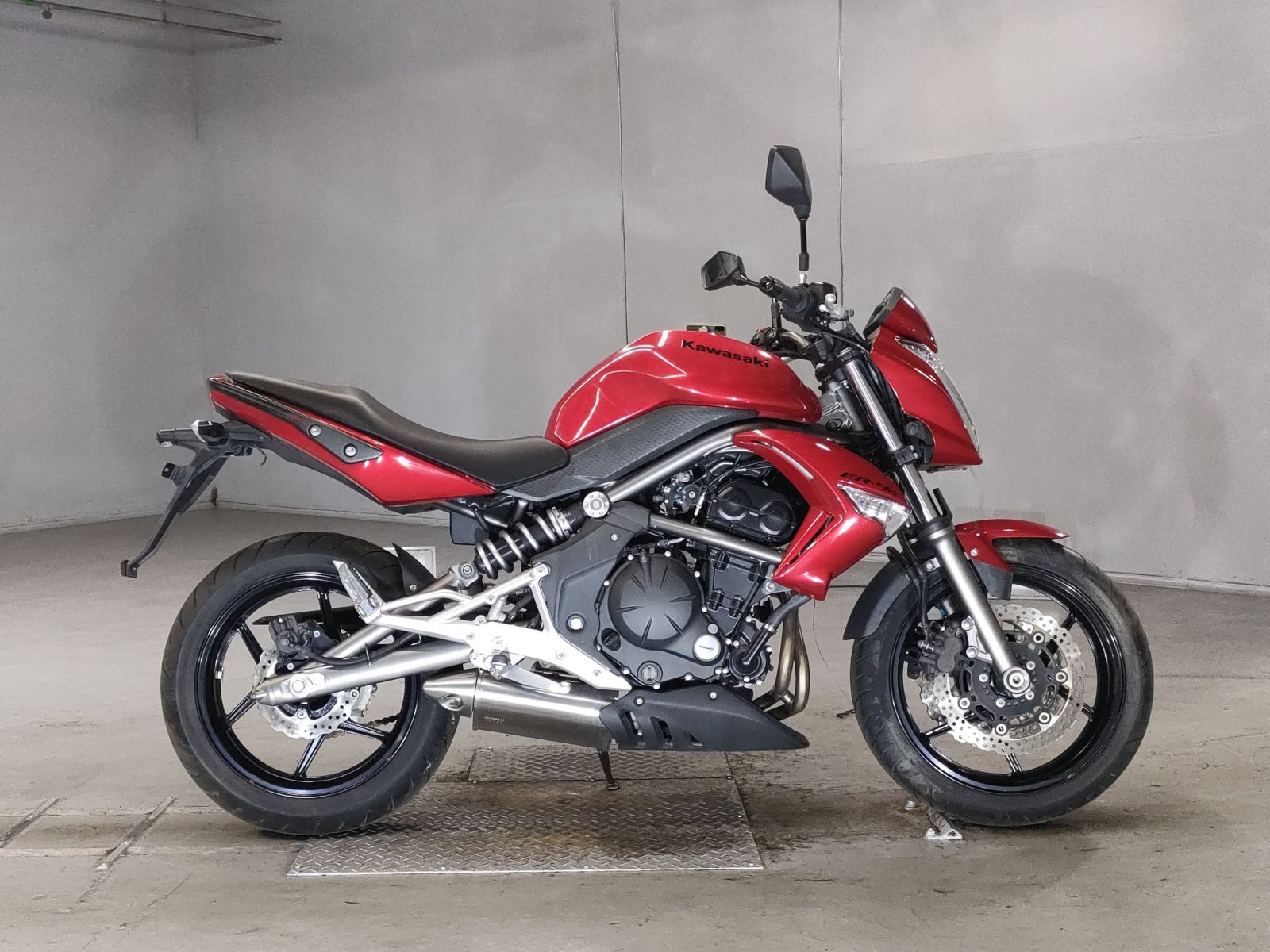 Kawasaki ER-4N 2012