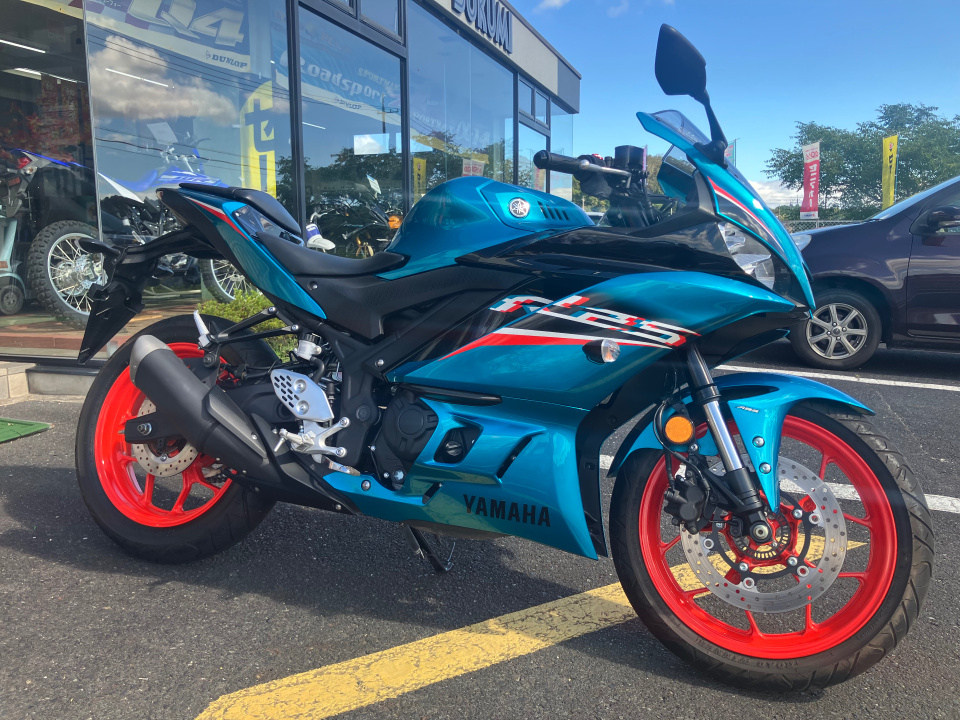 Yamaha YZF-R25A 2021