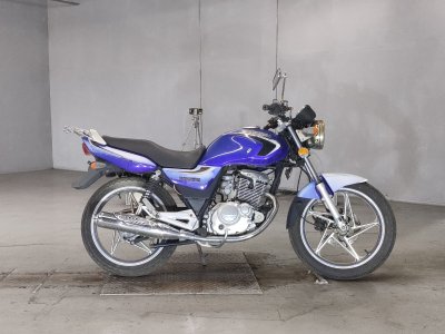 Suzuki EN125 2009