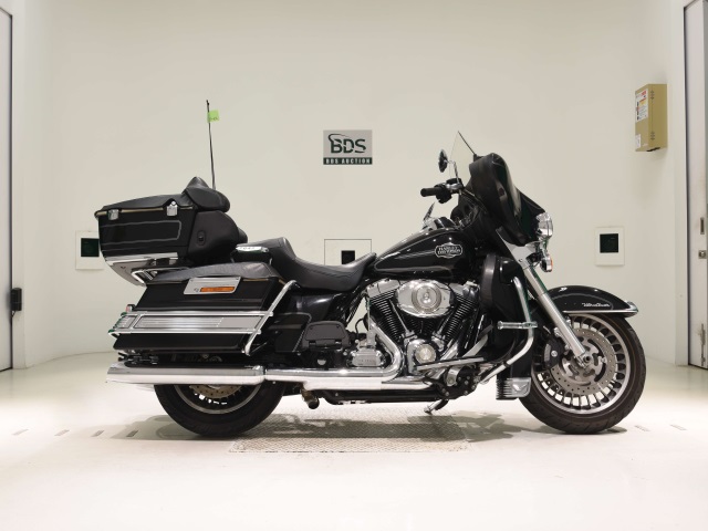 HD ELECTRA GLIDE FLHTCU TRIKE 2008