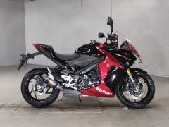 Suzuki GSX-S1000F 2015