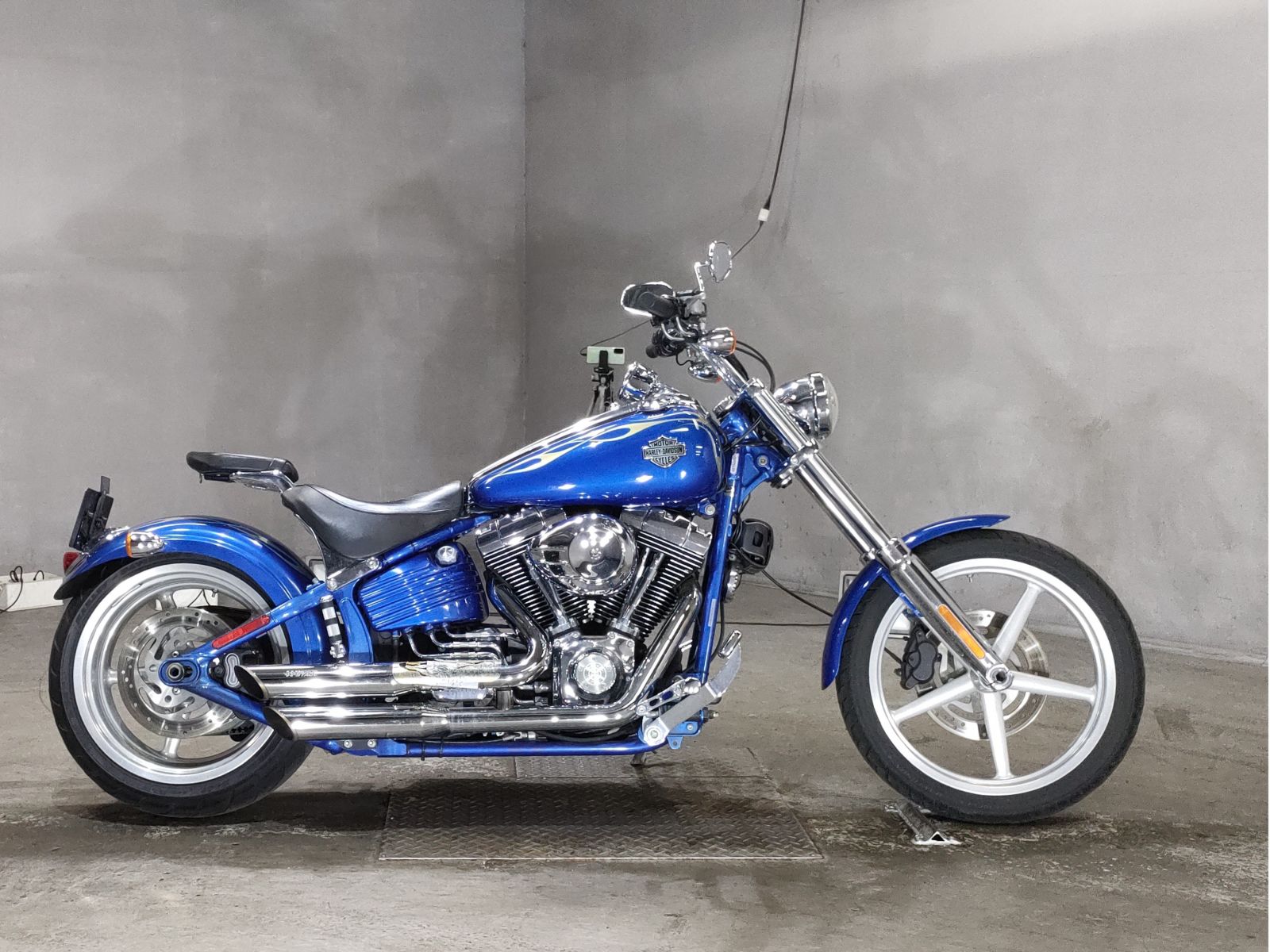 HD ROCKER C FXCWC1580 2008