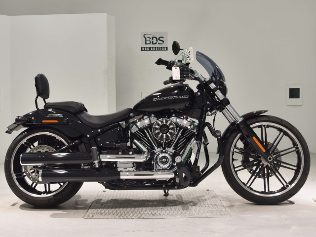 HD BREAKOUT FXBRS1870 2021