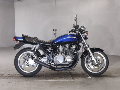 Kawasaki ZEPHYR750 2025