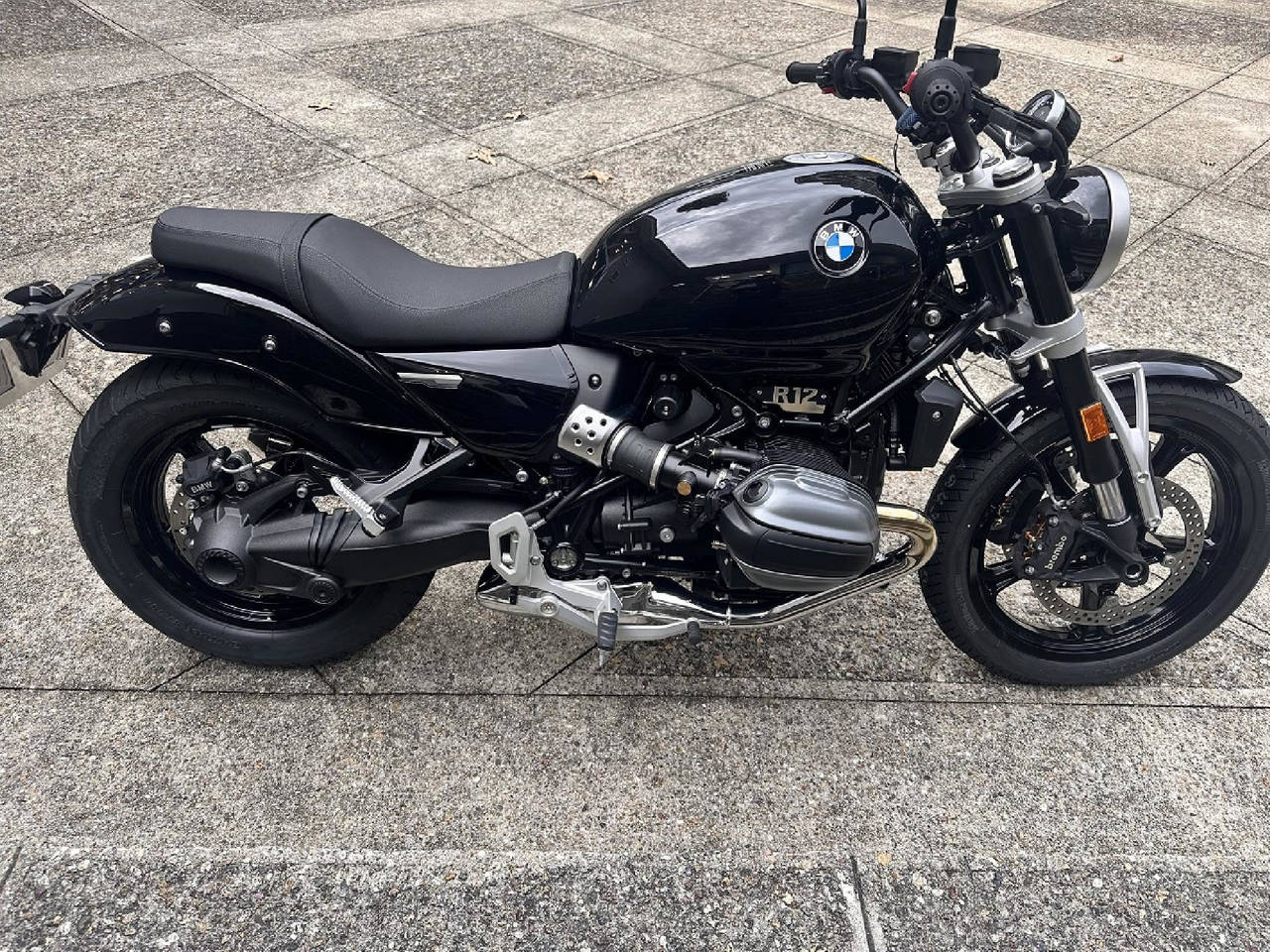 BMW R12 2024