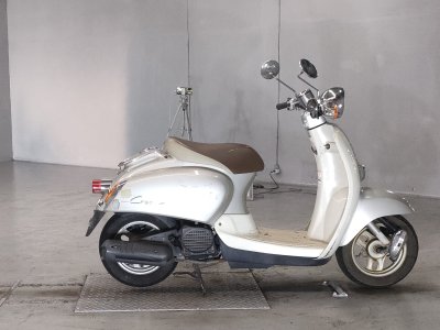Honda GIORNO CREA