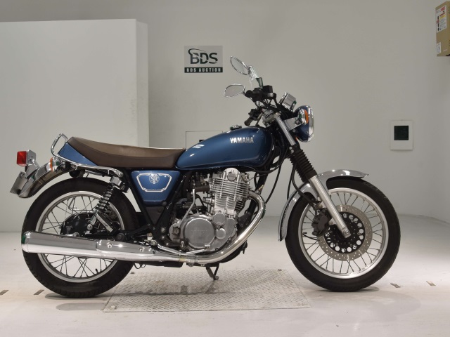 Yamaha SR400 2019