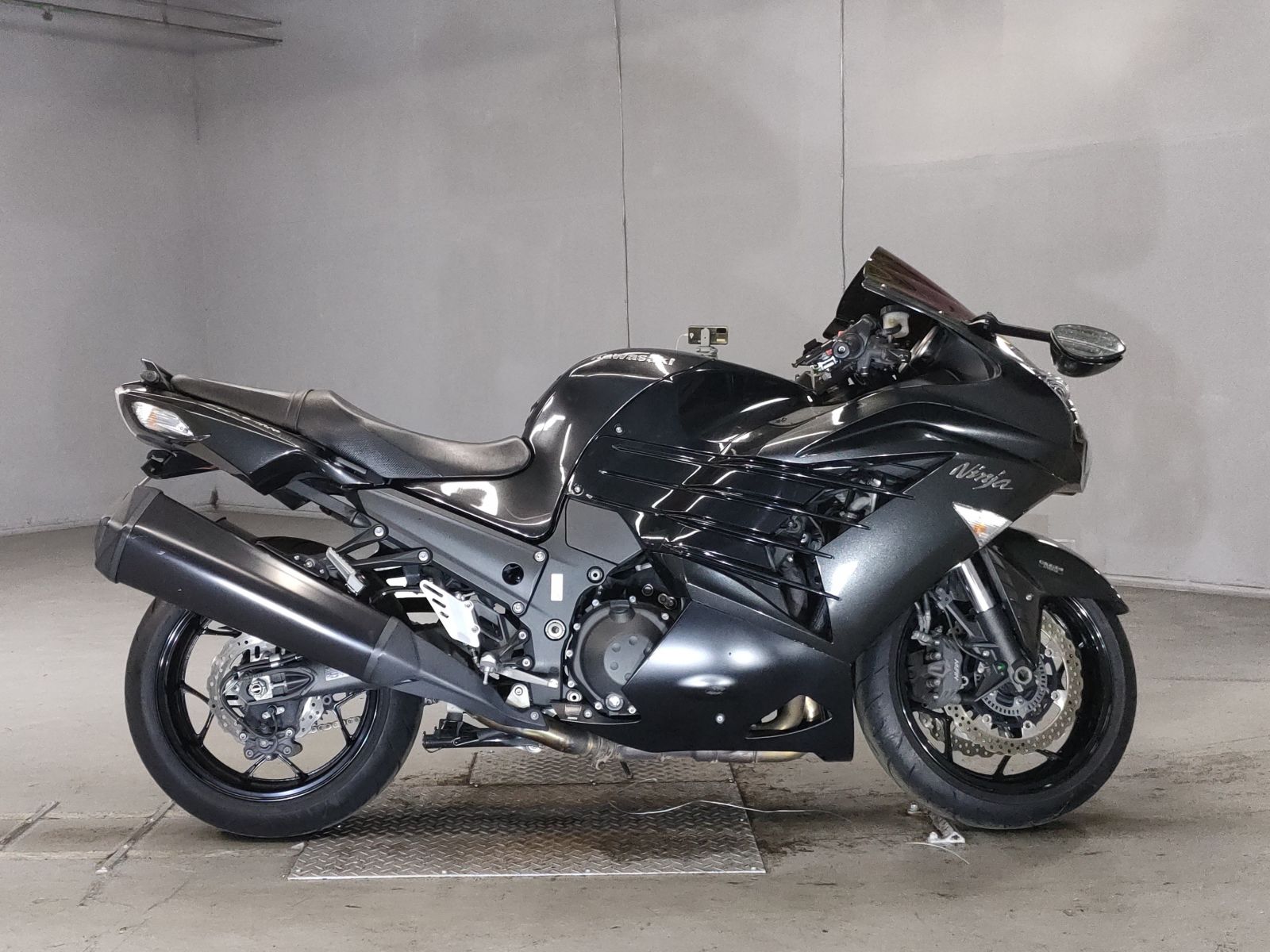 Kawasaki NINJA ZX-14R 2015