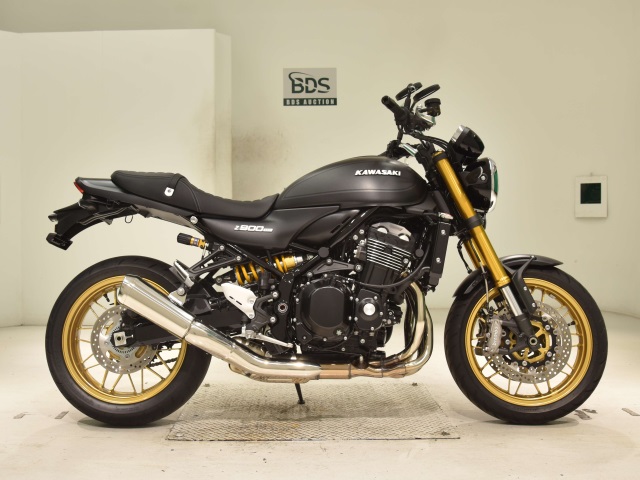 Kawasaki Z900RS SE 2025