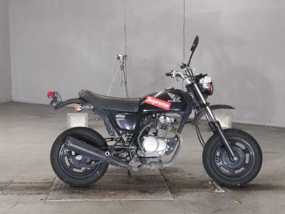 Honda APE50 2009