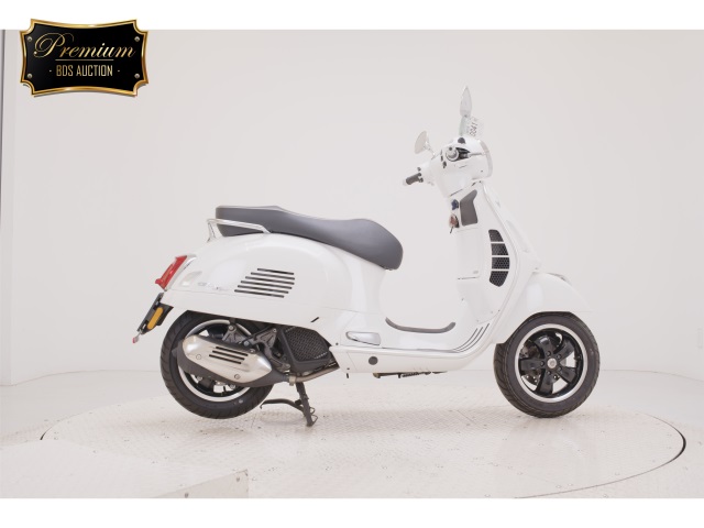 Vespa GTS150 SUPER 2022