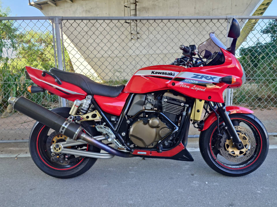 Kawasaki ZRX1200S 2004