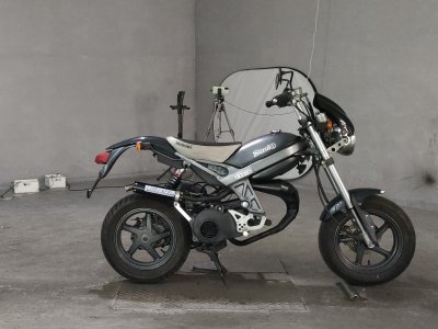 Suzuki TR110S
