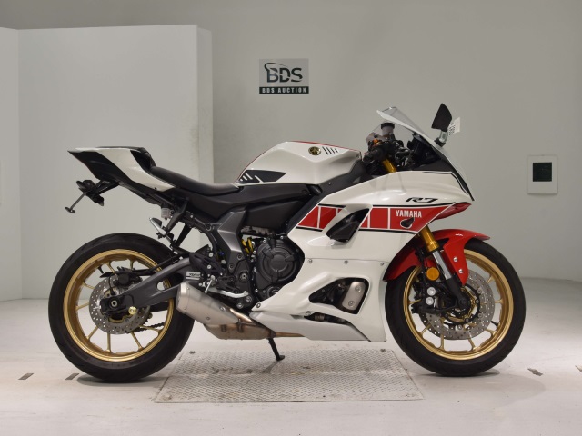 Yamaha YZF-R7-2 2022
