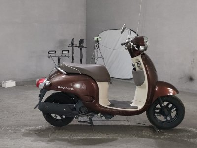 Honda GIORNO 2011