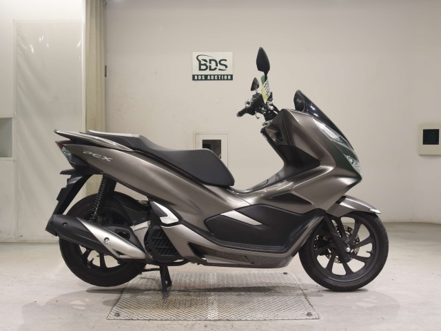 Honda PCX125-3 2018