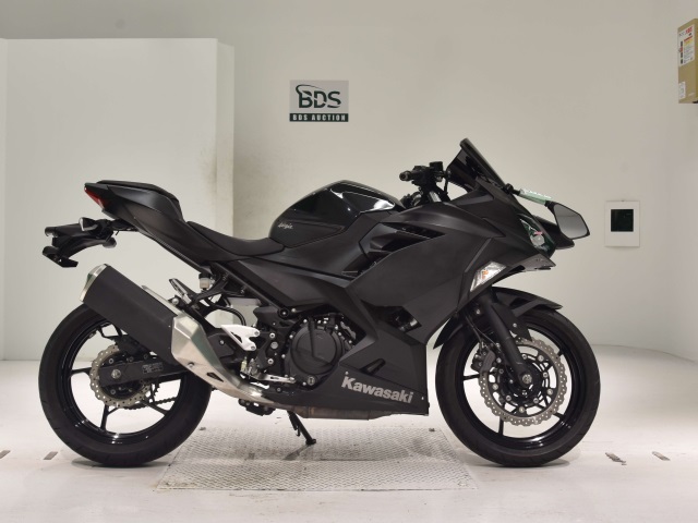 Kawasaki NINJA400 2019