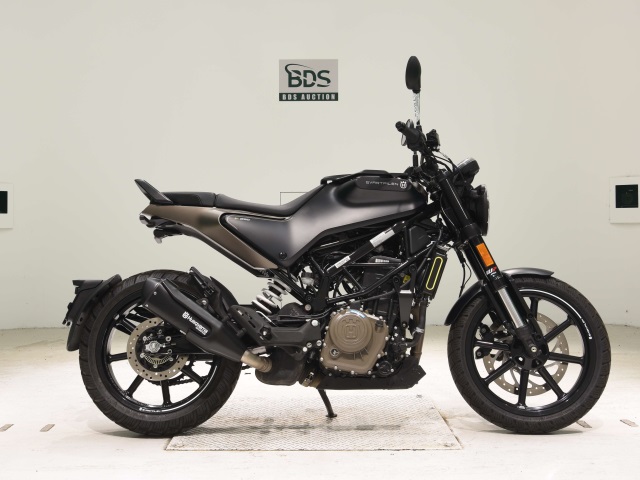 Husqvarna SVARTPILEN 250 2023