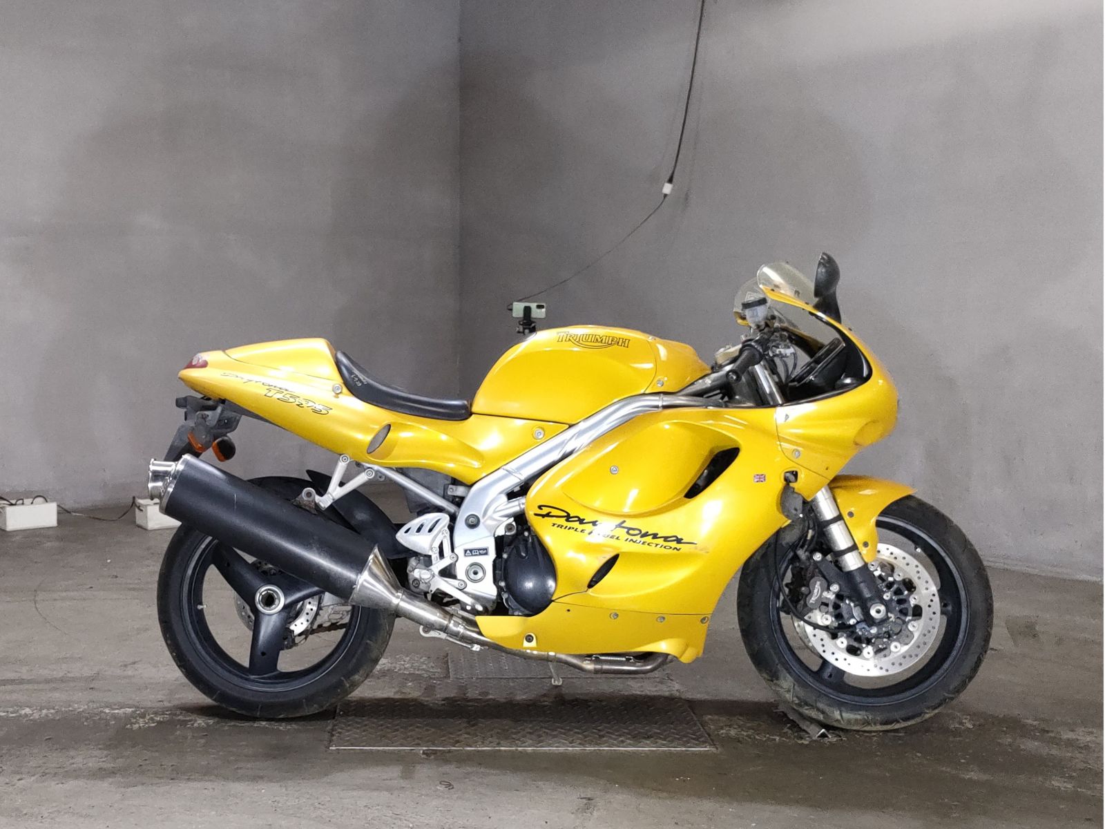 Triumph DAYTONA T595 2016