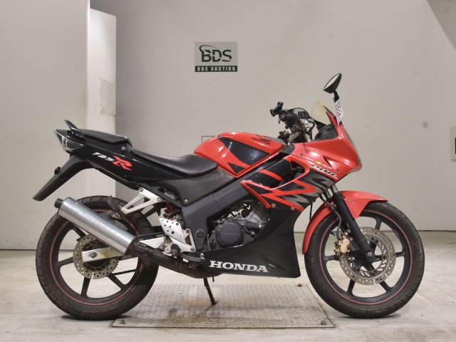 Honda CBR150R 2005