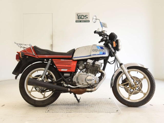 Suzuki GSX250E