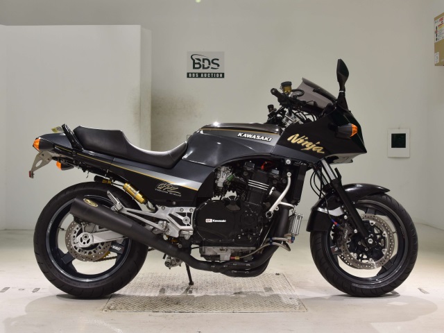 Kawasaki GPZ900R 2000