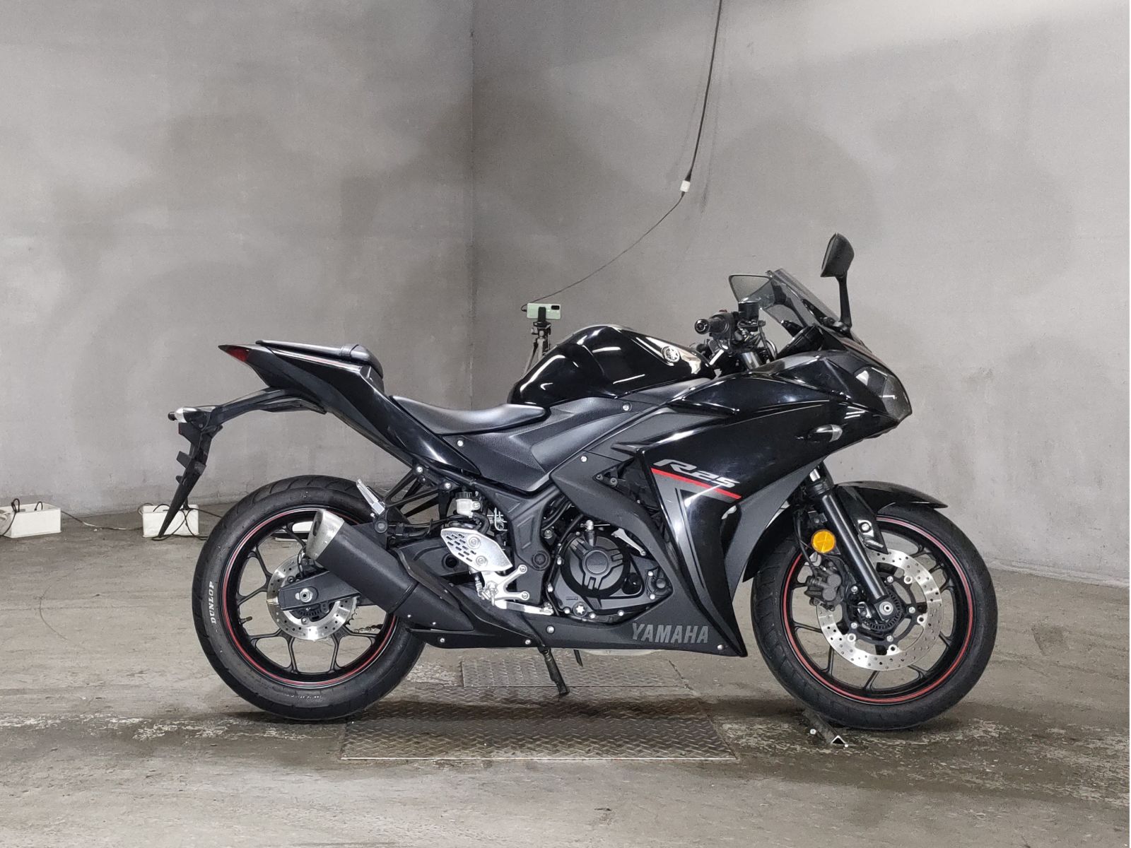 Yamaha YZF-R25 2018