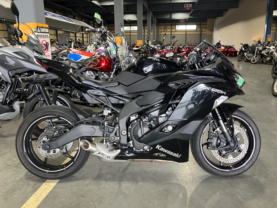 Kawasaki NINJA ZX-25R 2021